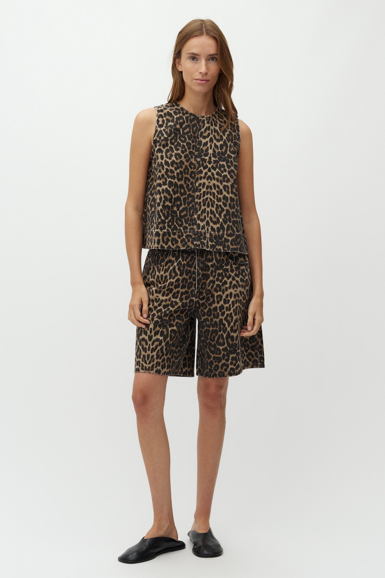 Talina shorts - V56 Leopard Mist